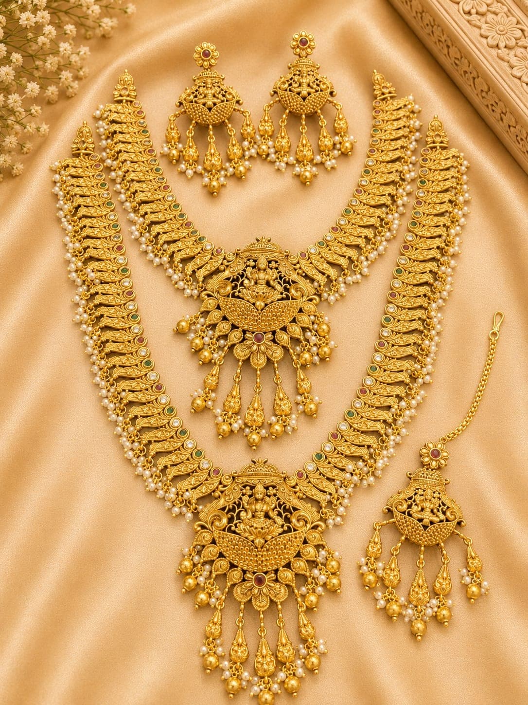 Stoneless plain gold bridal haram set